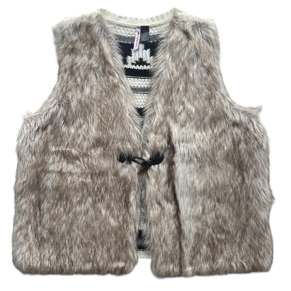 Love By Design Women’s 2X Cream Gray Faux Fur Aztec Sweater Knit Sleeveless Vest